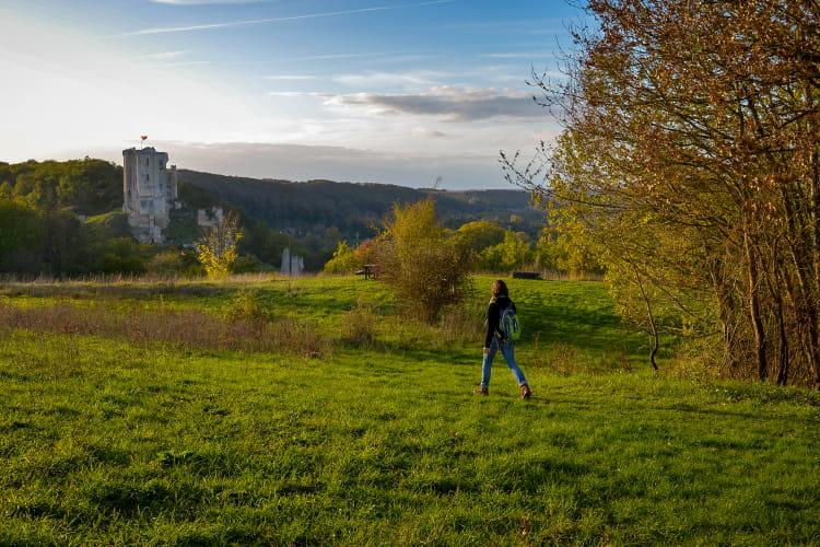 Randonnée pédestre à Lavardin ©Laurent Alvarez